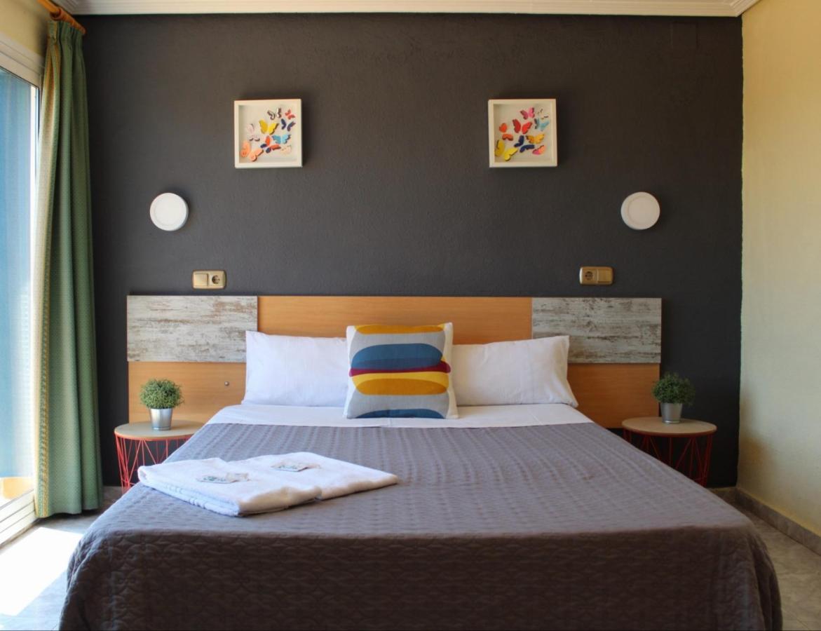 Hotel Rodsan Suizo Castelldefels Eksteriør billede